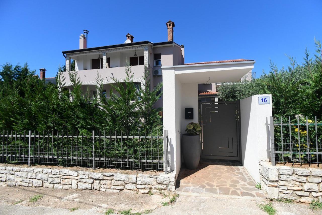 Luxury Apartment Vabriga Тар Экстерьер фото