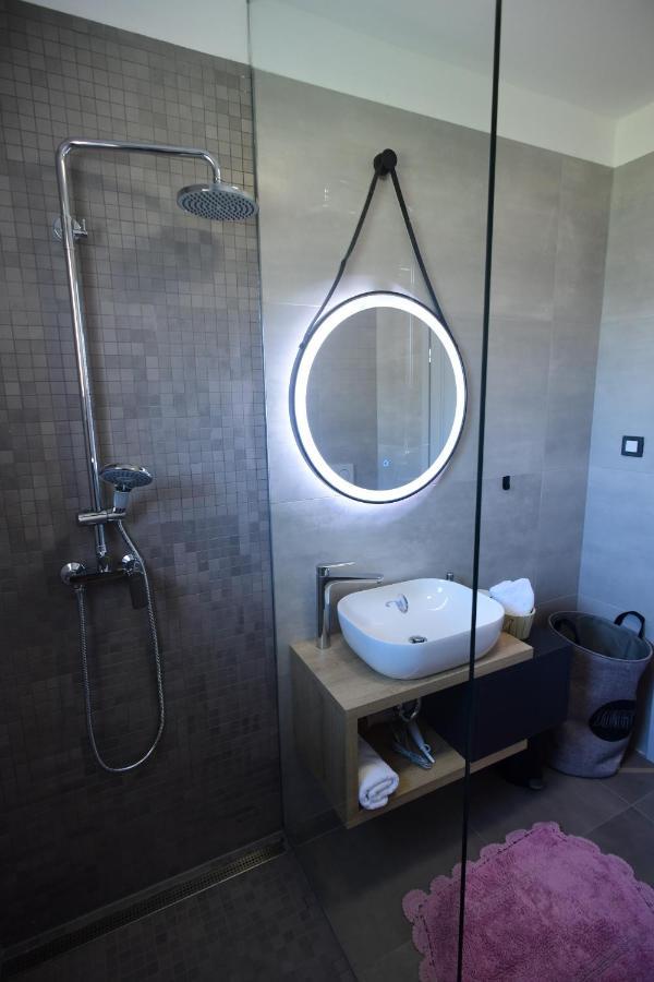Luxury Apartment Vabriga Тар Экстерьер фото